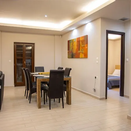 בית נופש Mani Stone Tower- Sea & Mountain Escape By μρs